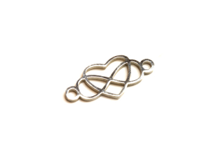 Mezidíl z nerezové oceli Infinity (Nekonečno) se srdíčkem a 2 očky 22x10 mm, 1 ks